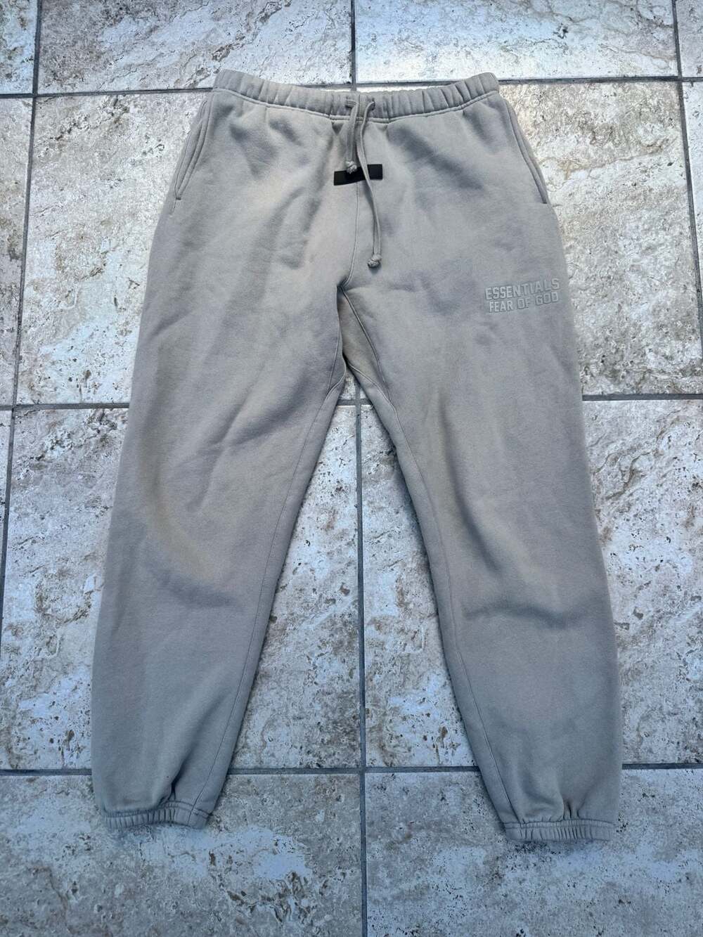 Fear of God Essentials Sweatpants Size M Khaki Green